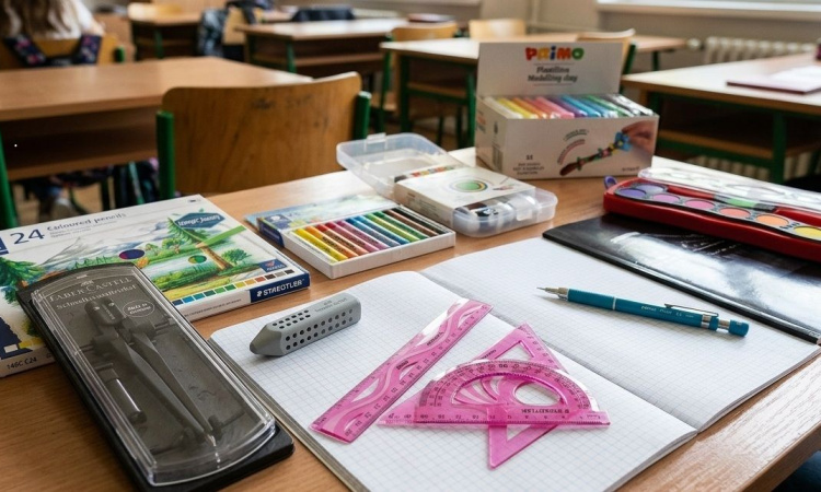 Školski pribor kako odabrati online bez greške